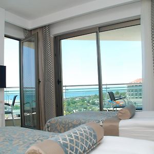 Family Room Sea View